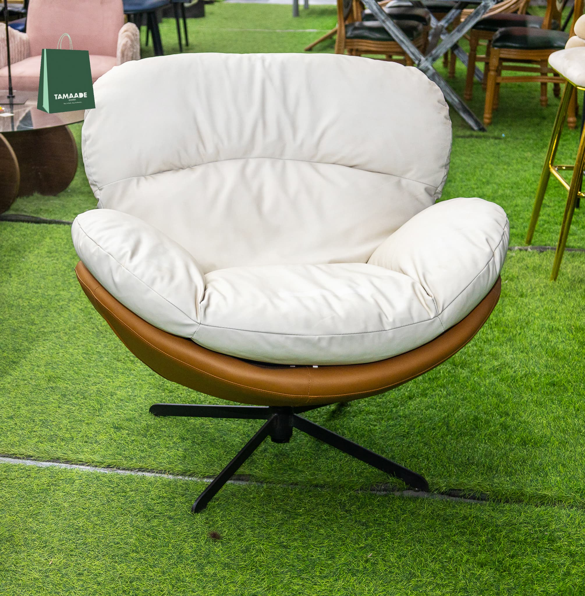LOUNGE SWIVEL CHAIR SOFA