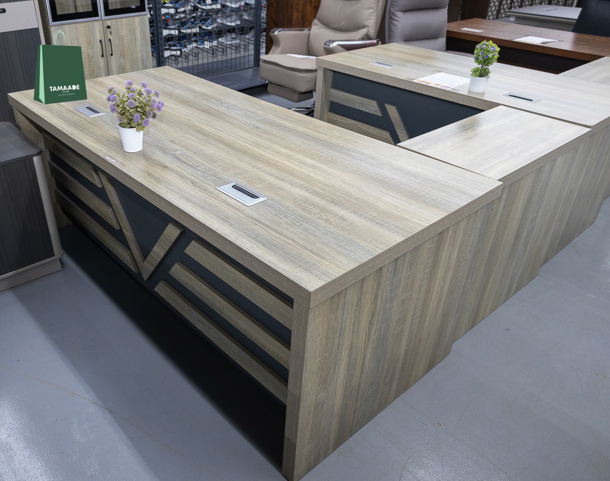 MORDEN EXECUTIVE OFFICE TABLE L SHAPE WITH DRAWERS AND STORAGE